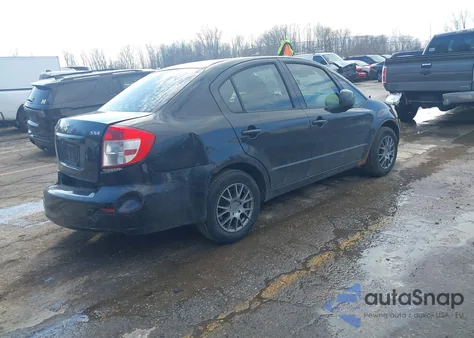 2013 Suzuki Sx4 Le/Le Popular z USA, uszkodzony, nr VIN JS2YC5A30D6101516